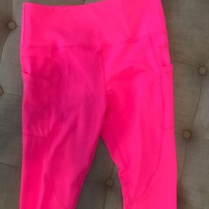 ZYIA Active Pocket Capris